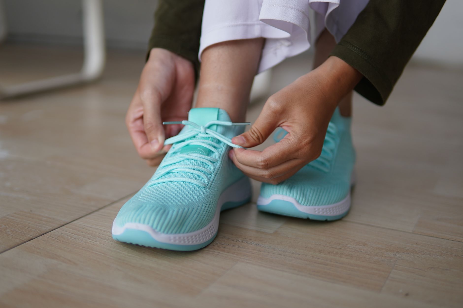 A jó sneaker titka – így válassz kényelmes, divatos cipőt a mindennapi outfithez
